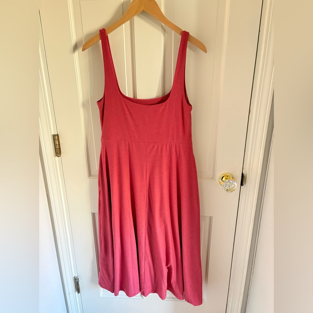Beyond Yoga Featherweight At The Ready Square Neck Midi Dress - Picture 11 of 11